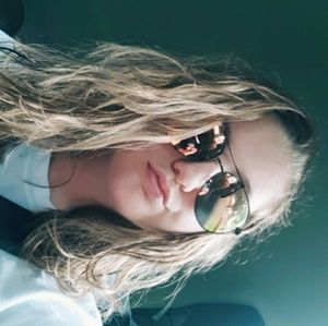 Meet your Posher, Kaylee